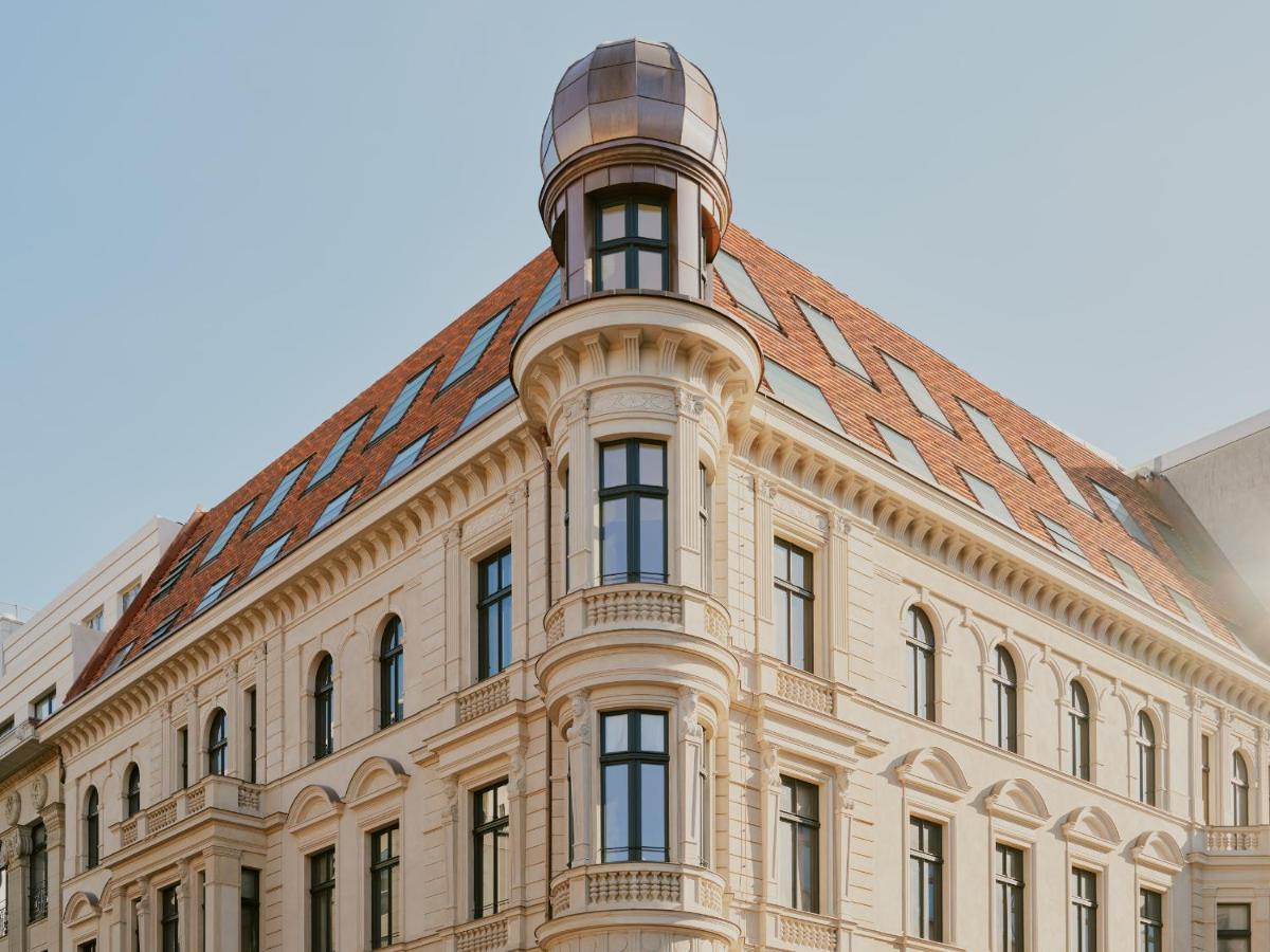 Boutique Hotel Chateau Royal Berlin Eksteriør bilde The building of the German National Museum of Photography in Cologne