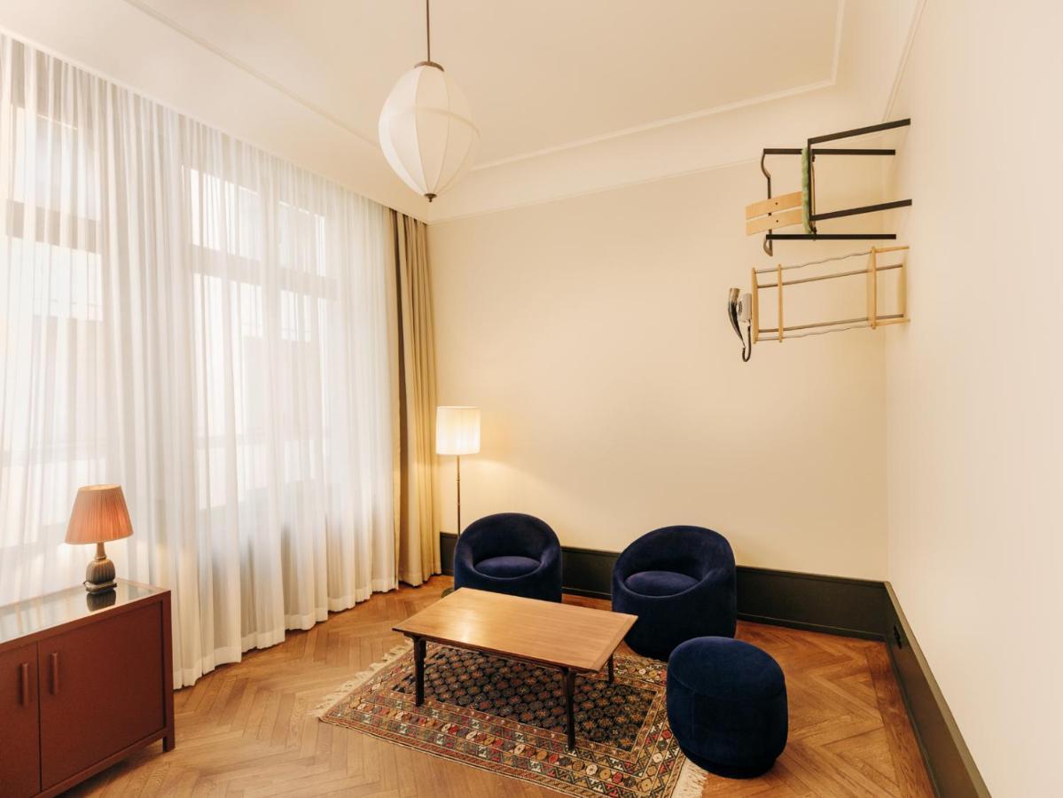 Boutique Hotel Chateau Royal Berlin Eksteriør bilde A room at the Hotel Axelmannstein